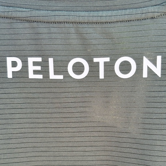 Peloton Olive Vented Striped Active Tee Size XL - Picture 7 of 8